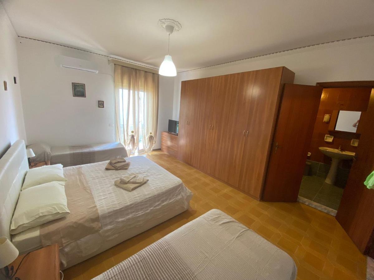 Mi 'Ffaciu E Mi Ricriu Casa Vacanze Castelmola Eksteriør billede